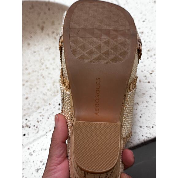 AEROSOLES Madina Crisscross Sand Raffia Wedge Cork Heel Sz 7 Boho Resort Vacay - Picture 3 of 5